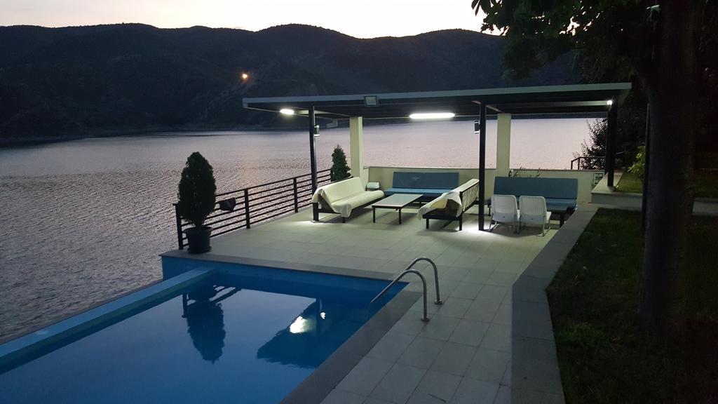 Villa Tikvesh Lake Кавадарци Экстерьер фото